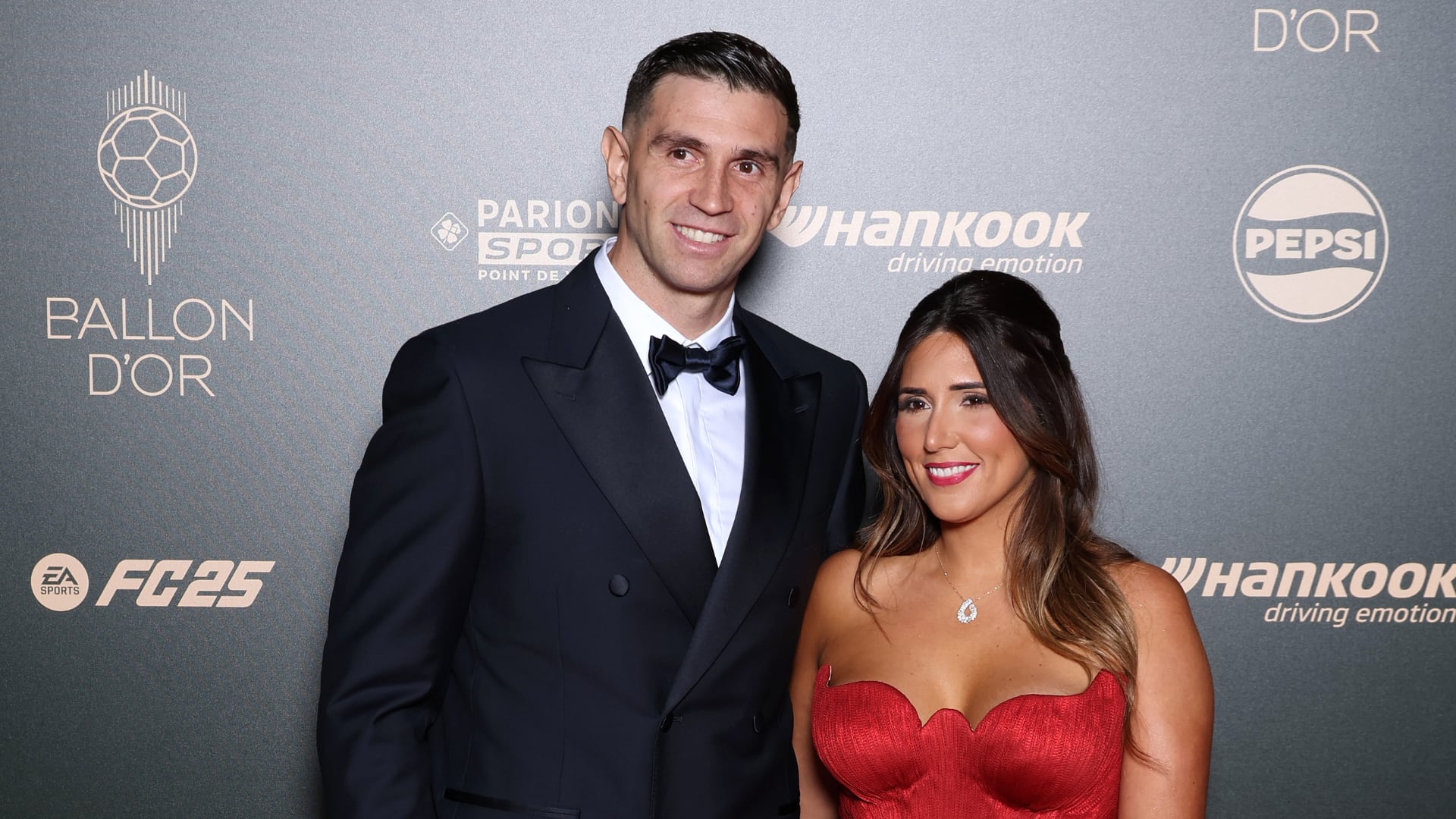 Emiliano Martínez fue abucheado en la gala del Balón de Oro y en Argentina se llenaron de orgullo