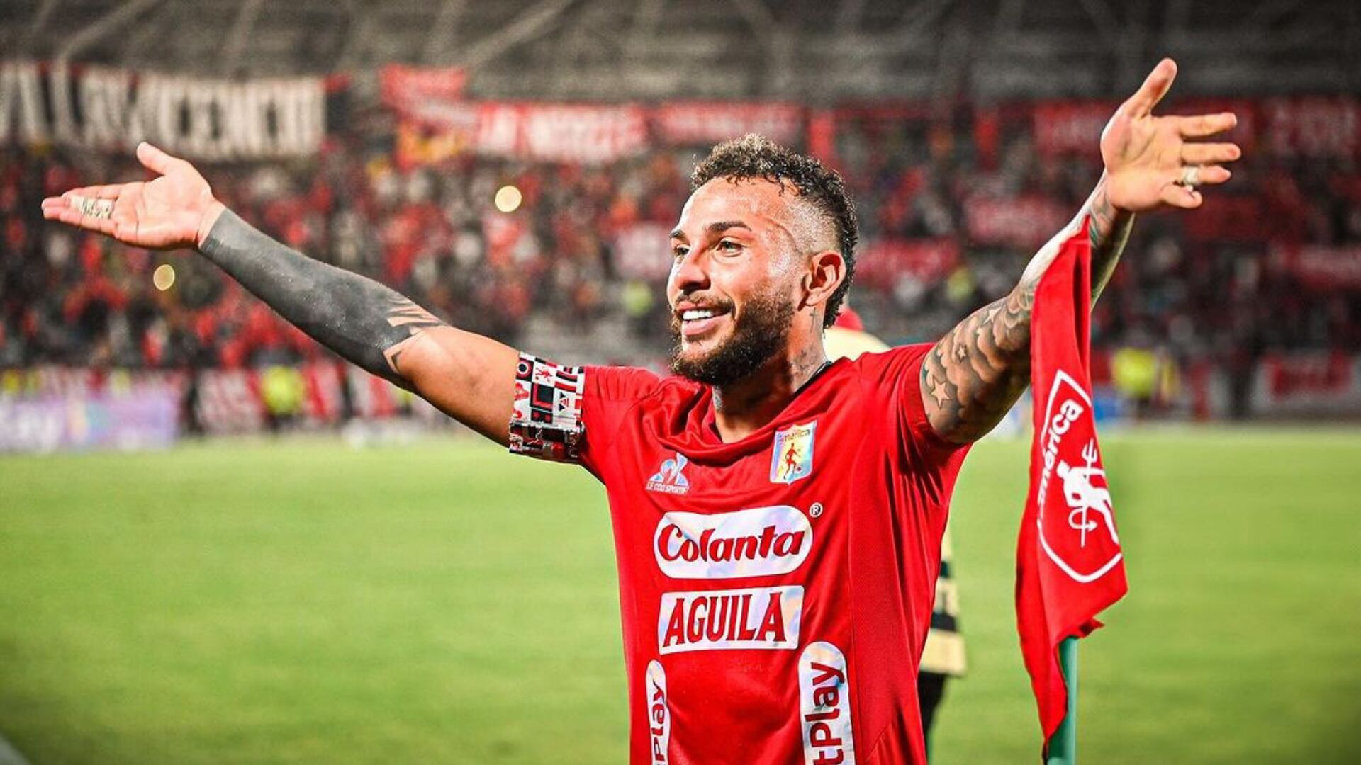 Hinchas del América graduaron de ídolo a Duván Vergara
