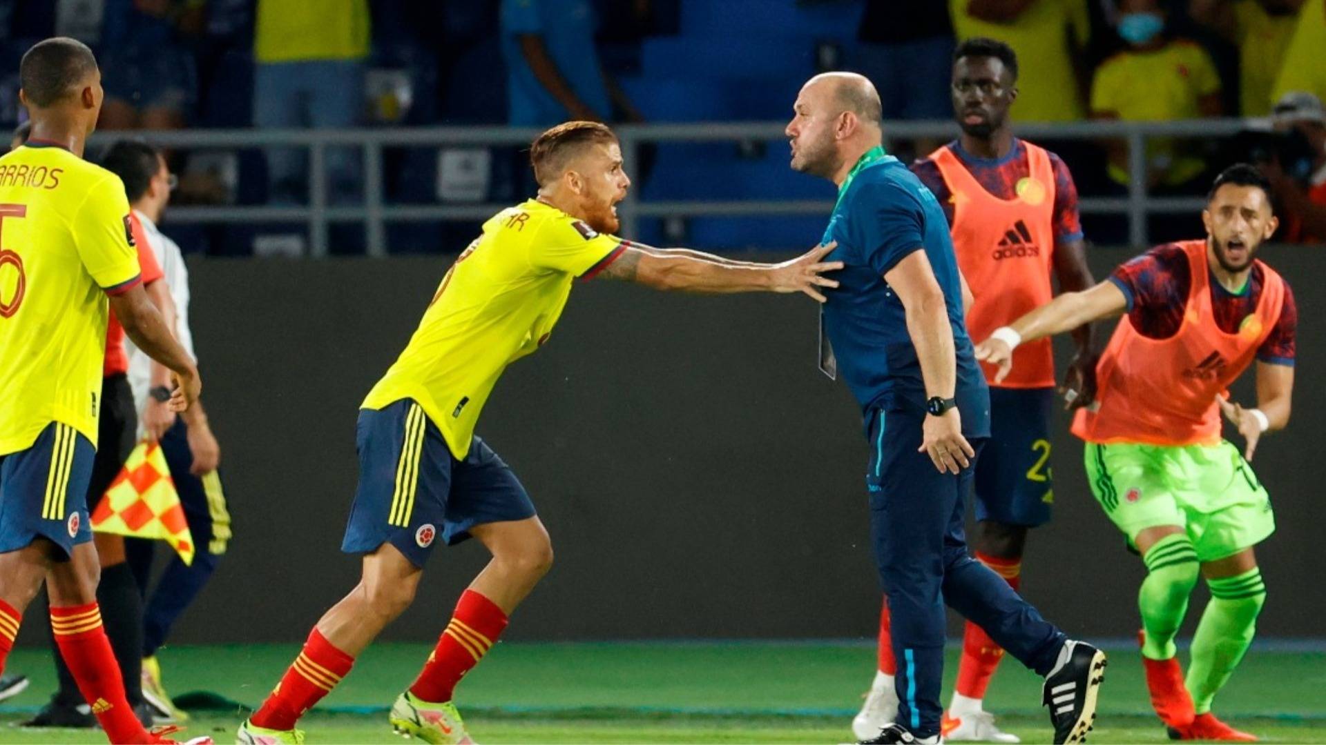 Cuellar no tuvo pelos en la lengua y rajó al árbitro de Colombia vs. Ecuador
