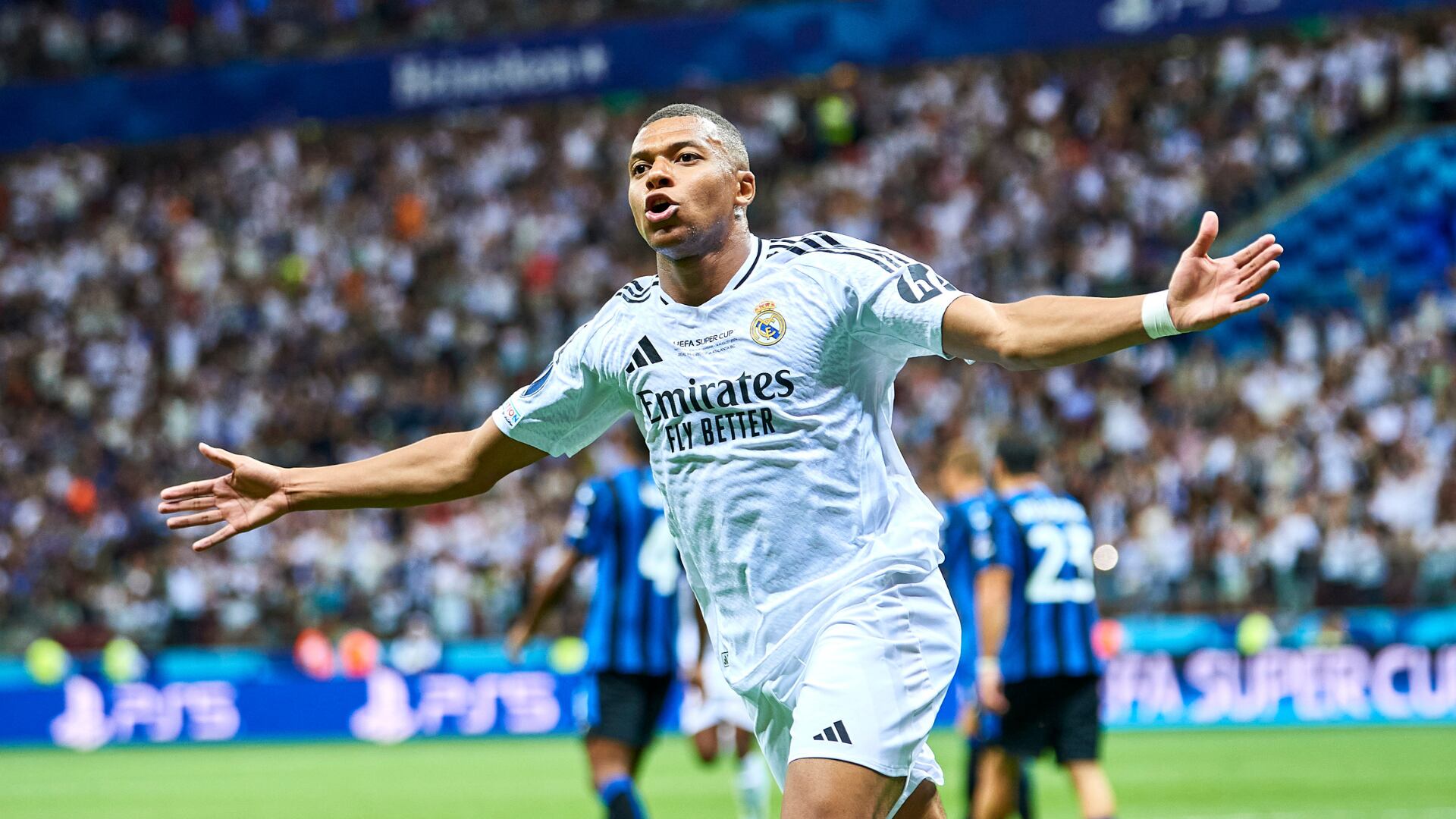 Real Madrid podría ser el primer equipo que gana siete título en una temporada... ya ganó el primero